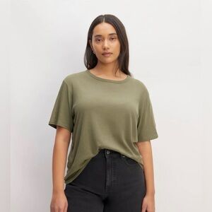Everlane The Air Tee